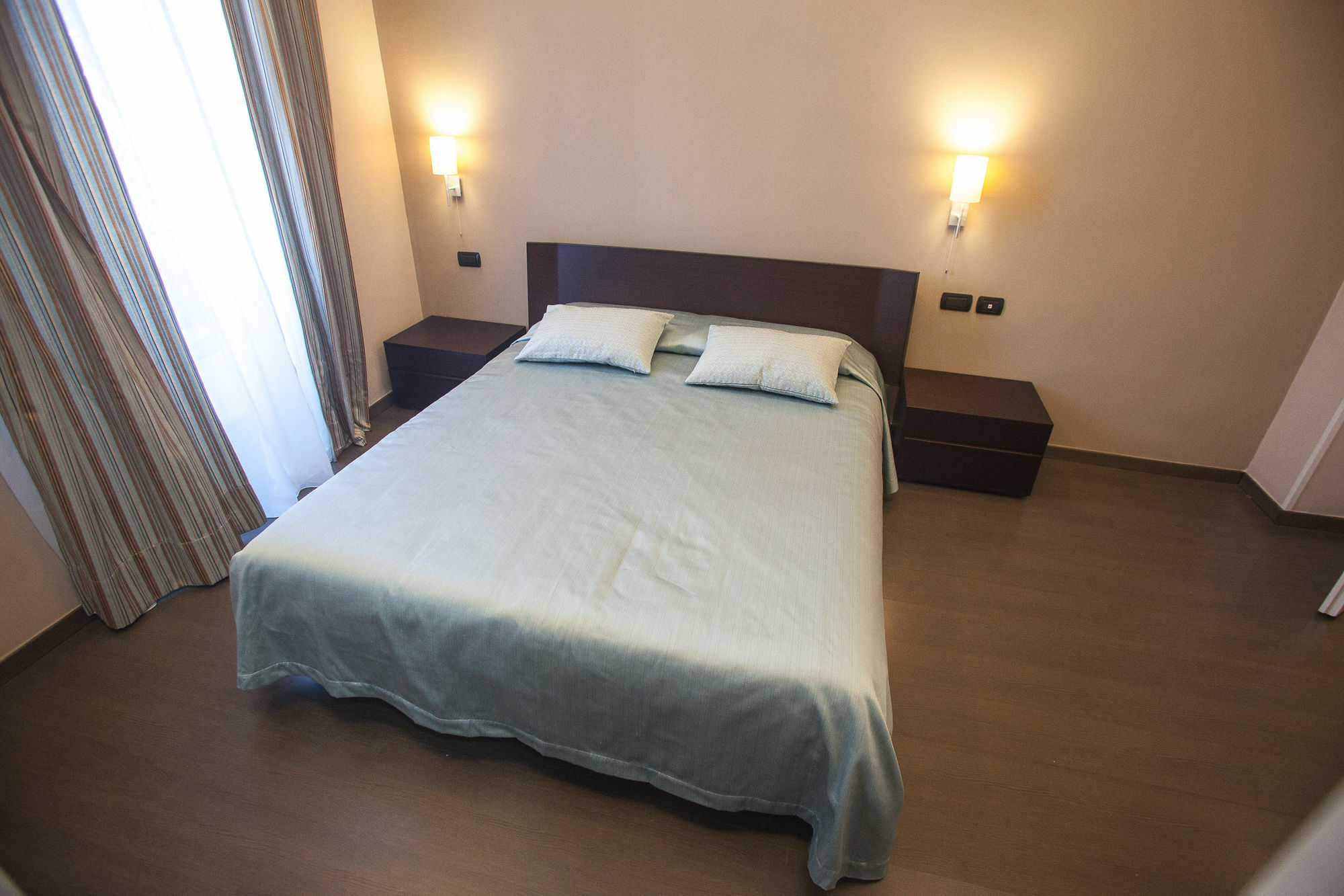 Relais At Via Veneto 2* Rom